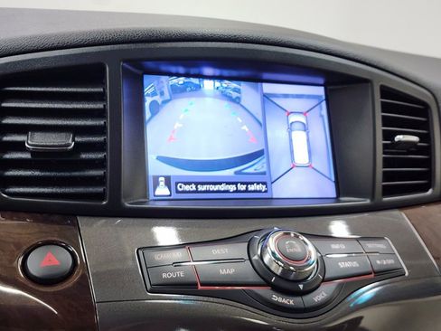 Used 2013 Nissan Quest LE w/ Protection Pkg image 30