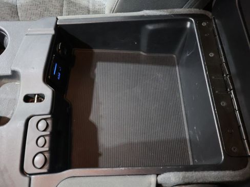 Used 2015 RAM 2500 Big Horn image 31