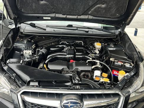 Used 2013 Subaru Crosstrek 2.0i Limited w/ Popular Pkg 2 AWD/4WD image 9