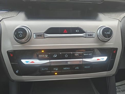 Used 2022 Ford Explorer Timberline image 25