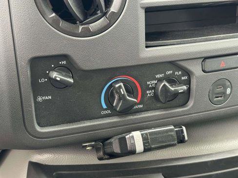 New 2026 Ford E-350 and Econoline 350 Super Duty w/ Power Equipment Group image 28