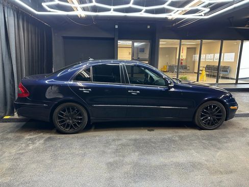 Used 2008 Mercedes-Benz E 350 4MATIC Sedan w/ Premium Pkg 1 image 8