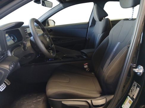 New 2026 Hyundai Elantra Sport image 9
