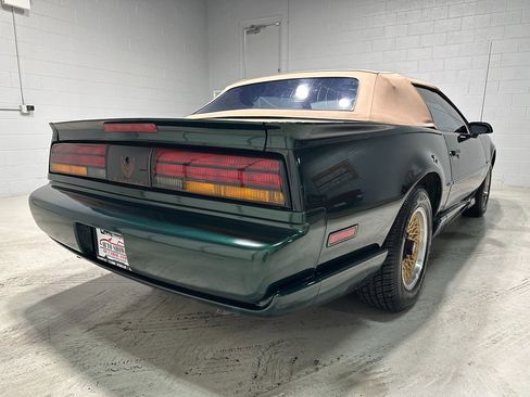 Used 1992 Pontiac Firebird Convertible RWD image 7