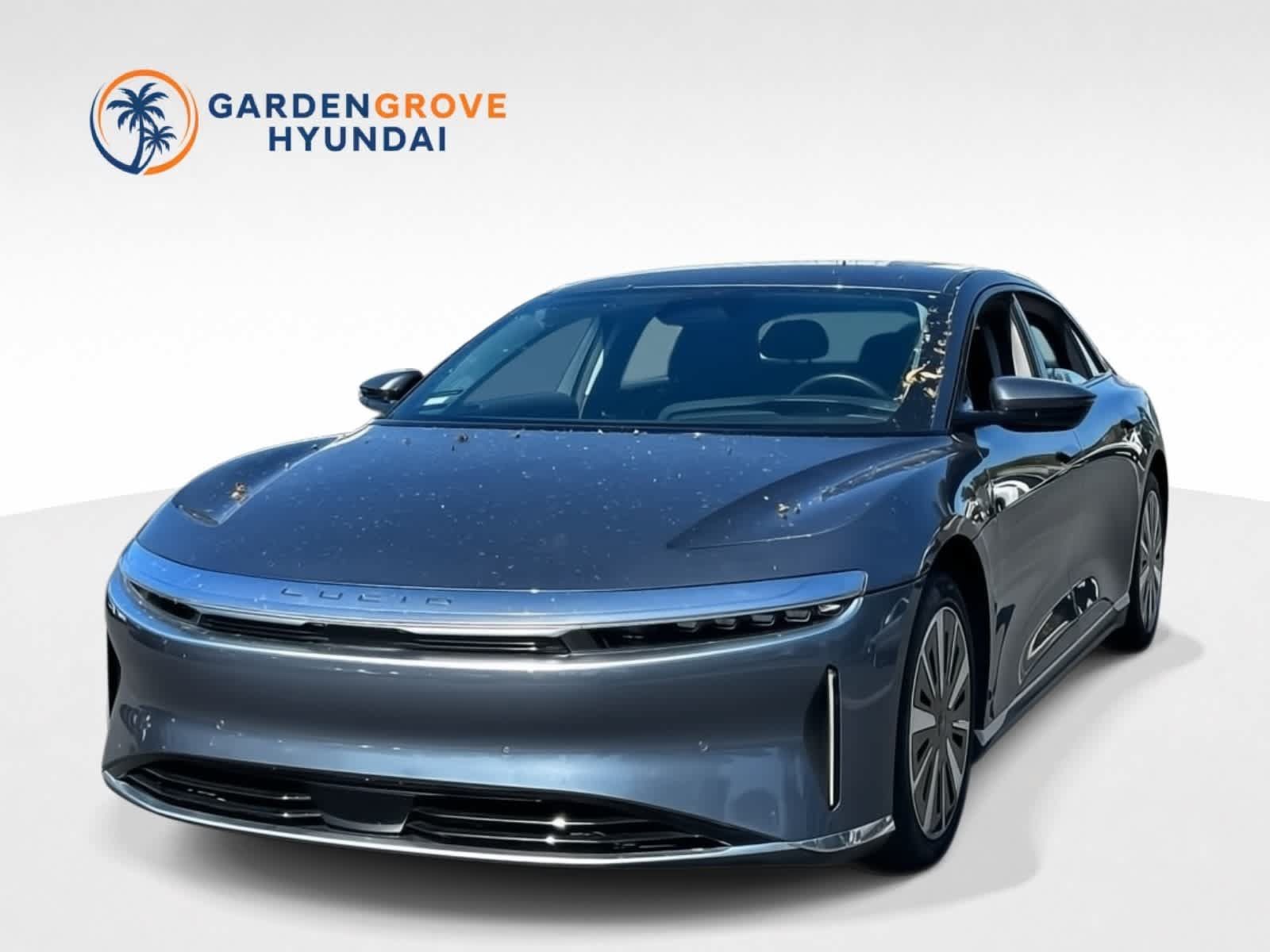 Used 2025 Lucid Air Pure RWD image 1