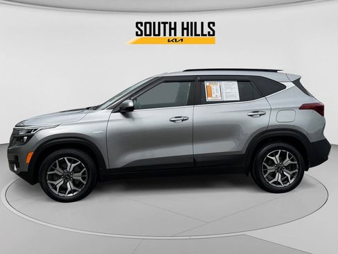 Used 2021 Kia Seltos EX AWD/4WD image 2