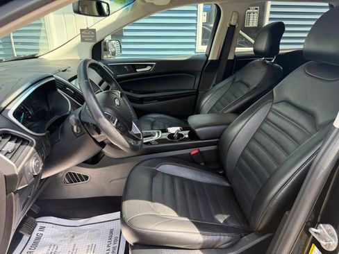 Used 2016 Ford Edge SEL w/ Equipment Group 201A AWD/4WD image 13
