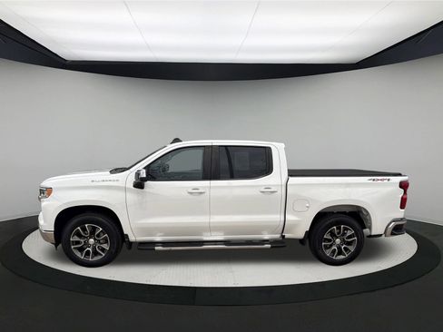 Used 2022 Chevrolet Silverado 1500 LT image 4