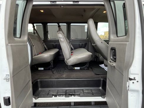 Used 2024 Chevrolet Express 3500 LT w/ LT Preferred Equipment Group image 16