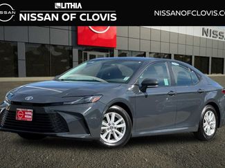 Used 2025 Toyota Camry LE video 1