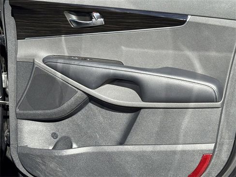 Used 2019 Kia Sorento EX image 14