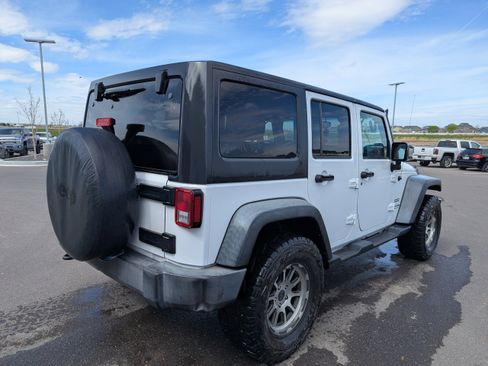 Used 2018 Jeep Wrangler Unlimited Sport S image 5