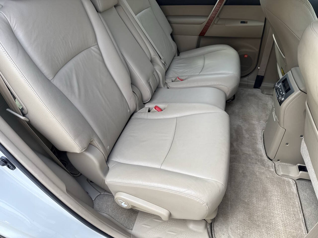 Used 2008 Toyota Highlander Limited AWD/4WD image 23