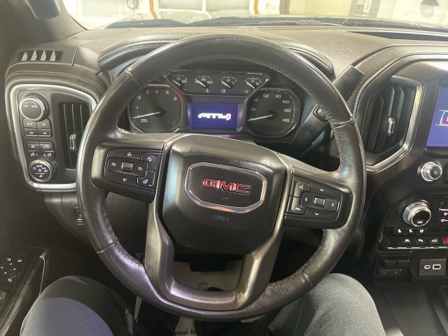 Used 2022 GMC Sierra 1500 AT4 w/ AT4 Premium Package AWD/4WD image 14