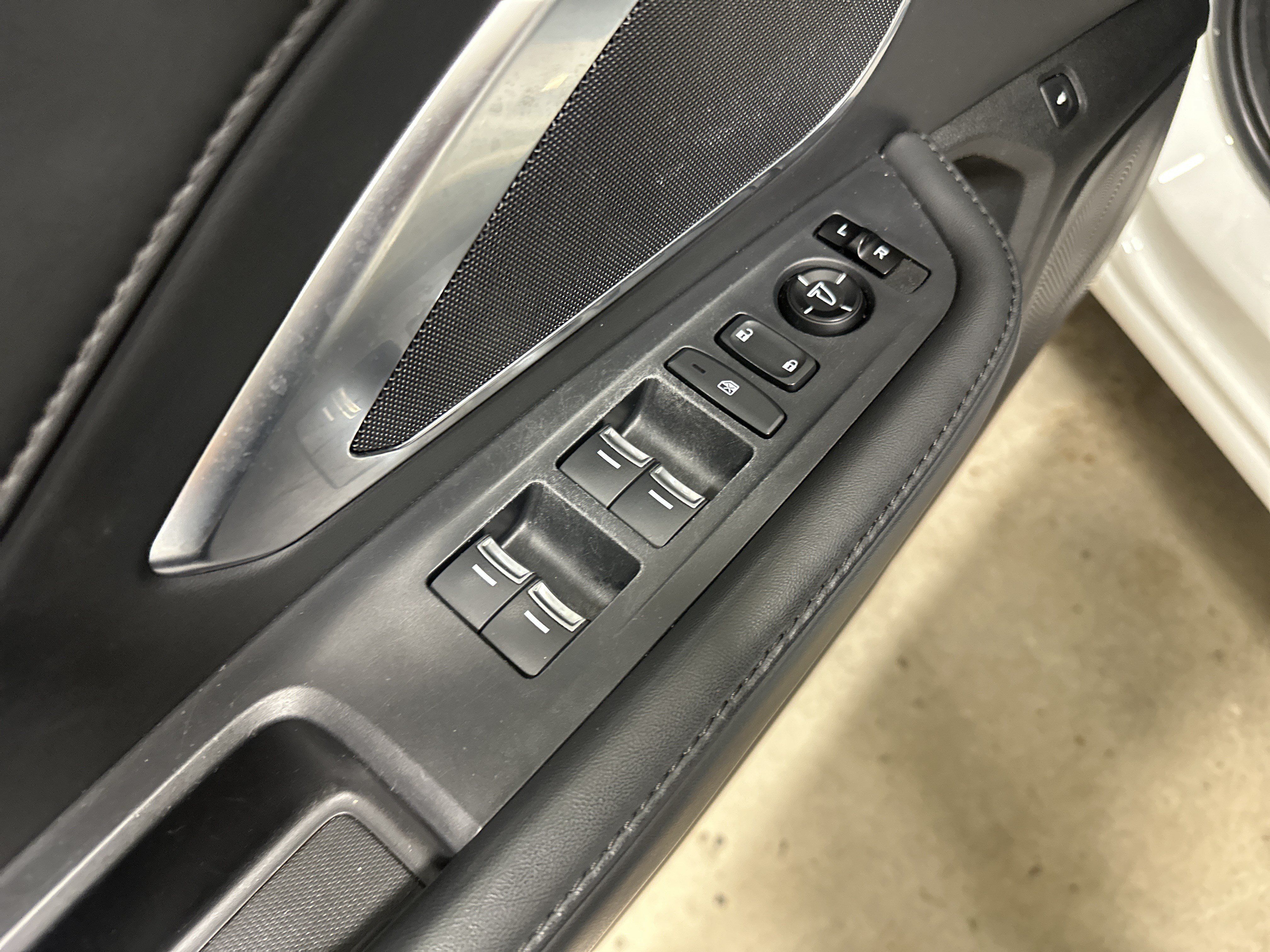 Used 2020 Acura RDX AWD image 15