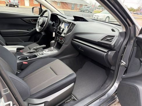 Used 2023 Subaru Crosstrek 2.0i AWD/4WD image 17