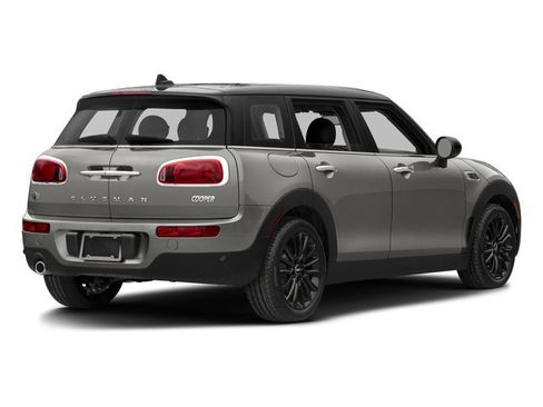 Used 2017 MINI Cooper Clubman w/ Premium Package image 2