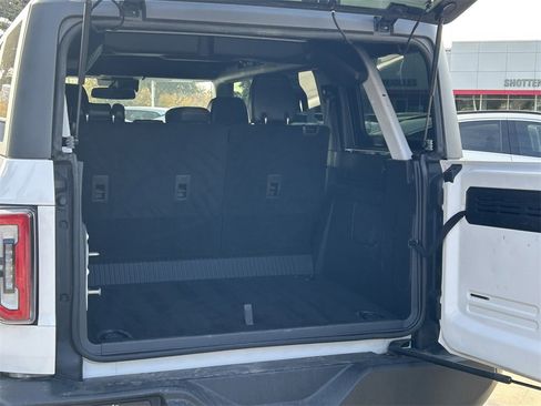 Used 2023 Ford Bronco Wildtrak image 15