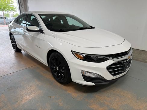 Used 2024 Chevrolet Malibu LT FWD image 5