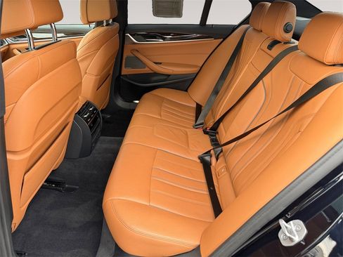 Used 2020 BMW 540i xDrive w/ M Sport Package image 13