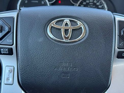 Used 2015 Toyota Tundra Limited w/ Limited Premium Package AWD/4WD image 33