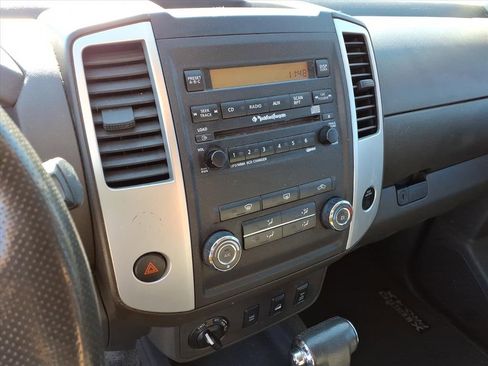 Used 2011 Nissan Xterra PRO-4X w/ Protection Pkg image 14