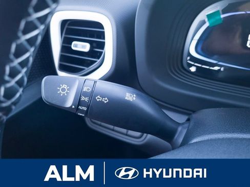 New 2026 Hyundai Venue SEL FWD image 29