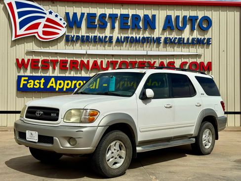 Used 2003 Toyota Sequoia SR5 RWD image 1