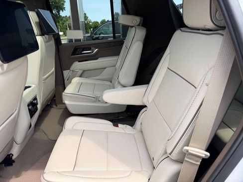 New 2026 GMC Yukon Denali w/ Advanced Technology Package AWD/4WD image 12
