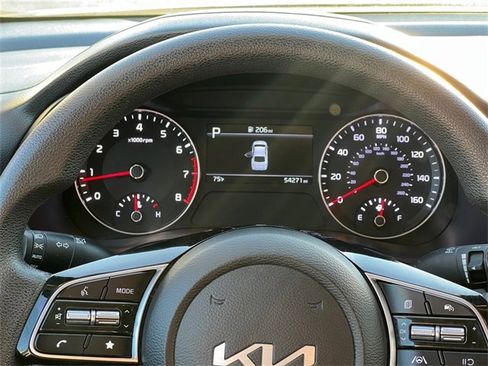 Used 2023 Kia Forte LXS image 16