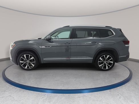 Used 2026 Volkswagen Atlas SEL Premium R-Line AWD/4WD image 8