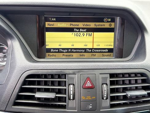 Used 2012 Mercedes-Benz E 350 Cabriolet image 26