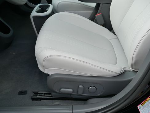 Used 2023 Hyundai Ioniq 5 SEL AWD/4WD image 20