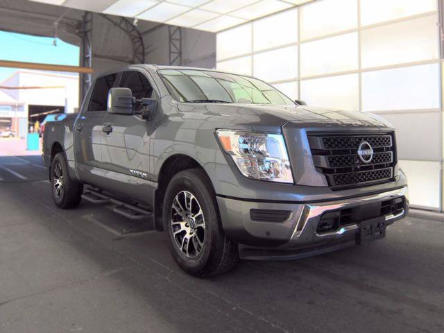 Used 2024 Nissan Titan SV w/ SV Convenience Package RWD image 6