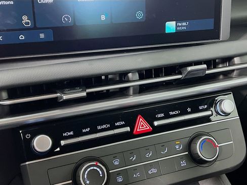 New 2026 Hyundai Santa Cruz SE AWD/4WD image 13