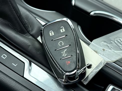 Used 2024 Chevrolet Equinox LT w/ Driver Convenience Package AWD/4WD image 22