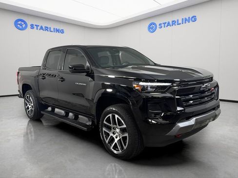 Certified 2024 Chevrolet Colorado Z71 w/ Z71 Convenience Package 2 AWD/4WD image 13