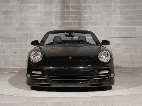 Used 2011 Porsche 911 4 Cabriolet AWD/4WD image 3