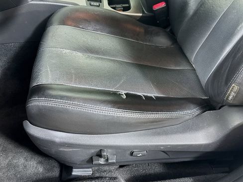 Used 2011 Subaru Outback 2.5i Limited image 22