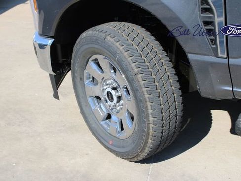 New 2026 Ford F250 Lariat w/ Chrome Package image 5