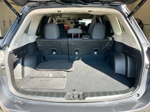 Used 2024 Subaru Forester Premium AWD/4WD image 28