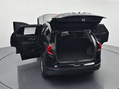Certified 2024 GMC Terrain SLE w/ Driver Convenience Package FWD image 45