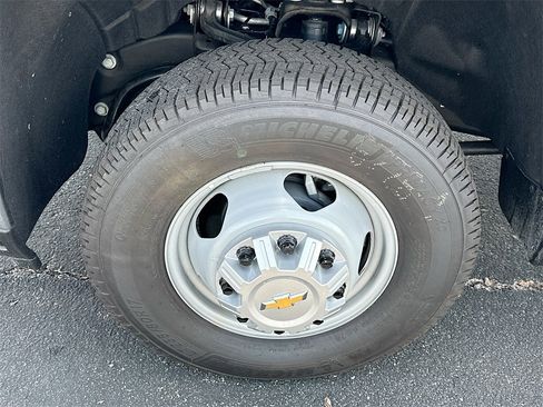 New 2025 Chevrolet Silverado 3500 W/T w/ WT Convenience Package image 19