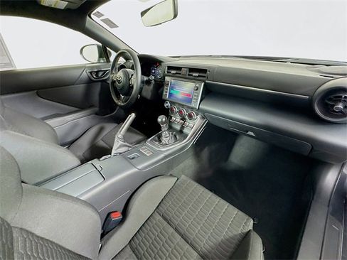 Certified 2023 Toyota GR86 image 23