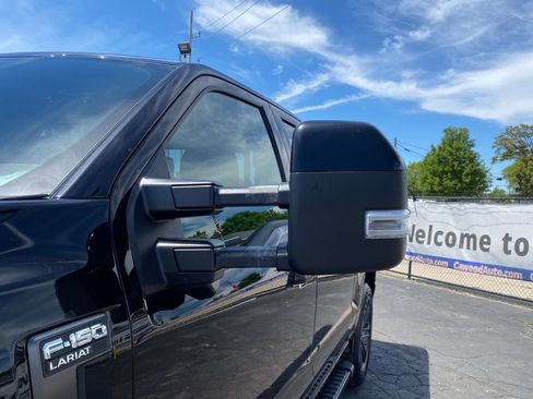 Used 2023 Ford F150 Lariat AWD/4WD image 10