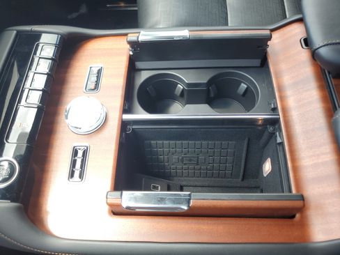 New 2026 Lincoln Navigator Black Label AWD/4WD image 26