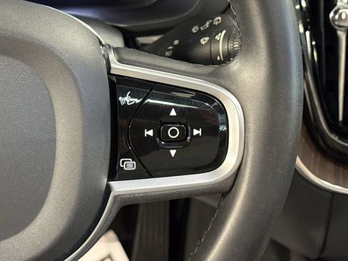 Certified 2023 Volvo XC60 B5 Ultimate w/ Climate Package AWD/4WD image 13