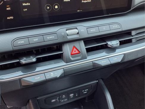 New 2026 Kia K4 GT-Line FWD image 5