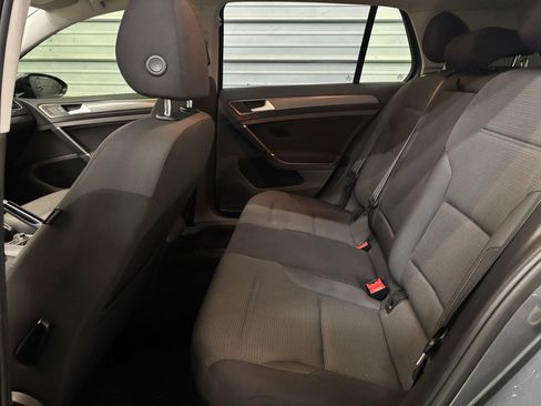 Used 2019 Volkswagen Golf S FWD image 22