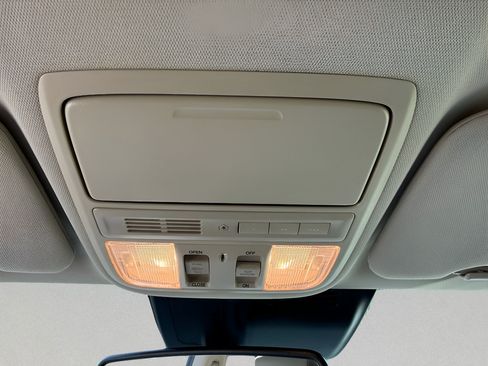 Used 2019 Honda CR-V EX-L image 32